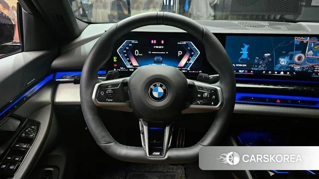 BMW 5 Series (G60) 2025 Серый из Кореи, фото 4