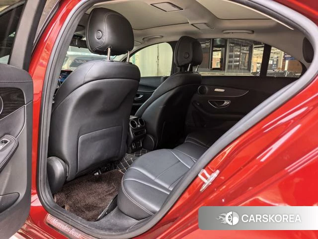 Mercedes-Benz Class C 2021 Красный из Китая, фото 4