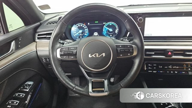 Kia K5 Hybrid 3rd Generation 2023 Черный из Кореи, фото 4