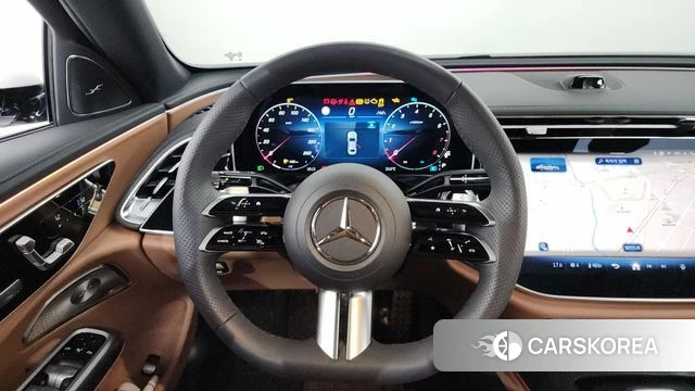 Mercedes-Benz E-Class W214 2025 Белый из Кореи, фото 4