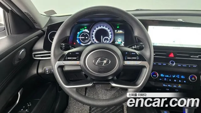 Hyundai Avante Hybrid (CN7) 2021 Белый из Кореи, фото 4