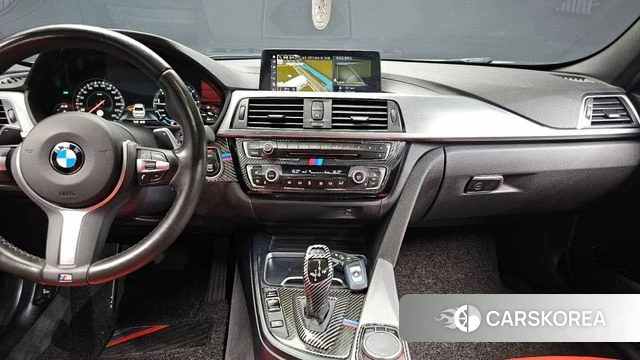 BMW 3 Series (F30) 2018 Белый из Кореи, фото 4