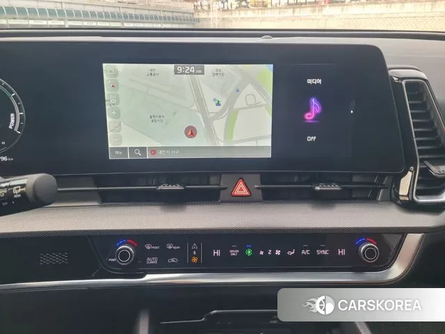 Kia Sportage 5th Generation Hybrid 2022 Черный из Кореи, фото 4