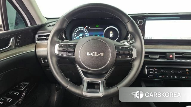 Kia K5 3rd generation 2023 Белый из Кореи, фото 4