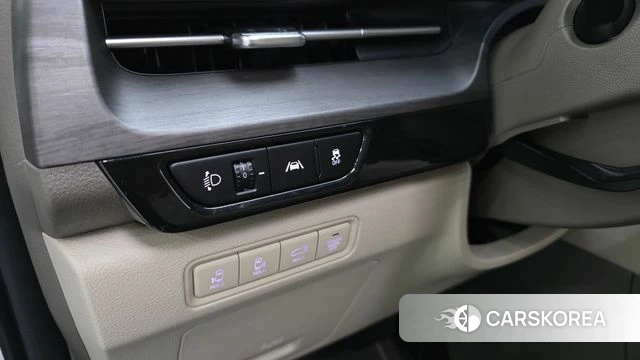 Kia Carnival 4th generation 2023 Белый из Кореи, фото 4