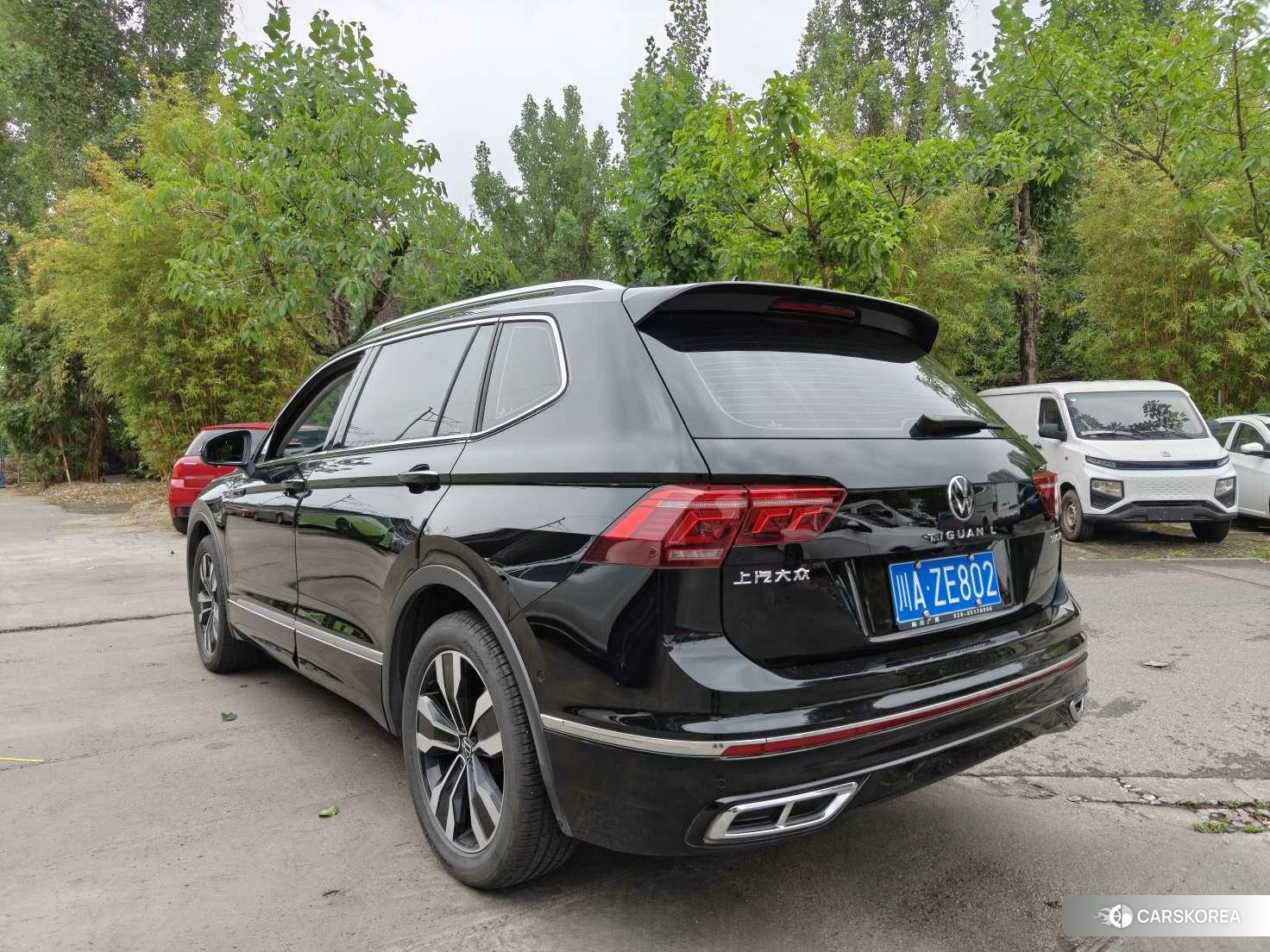 Volkswagen Tiguan L 2023 Черный из Китая, фото 4