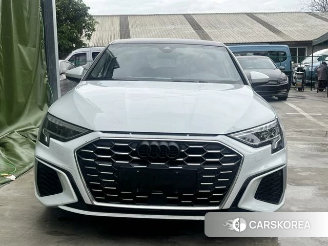 Audi A3 2023 Белый из Китая, фото 4