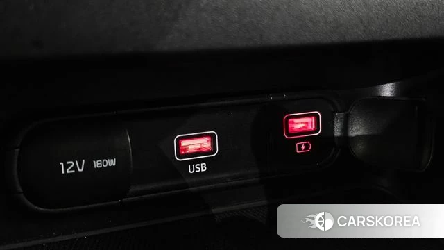 Kia The New K3 2nd generation 2022 Белый из Кореи, фото 4