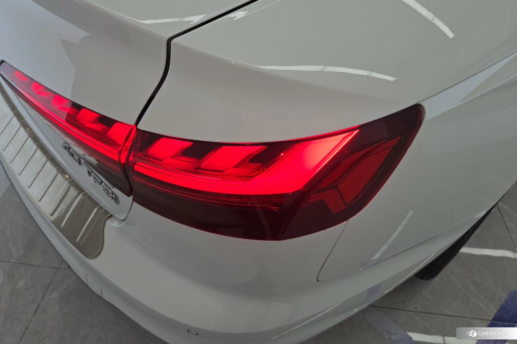 Audi A4L 2020 Белый из Китая, фото 4