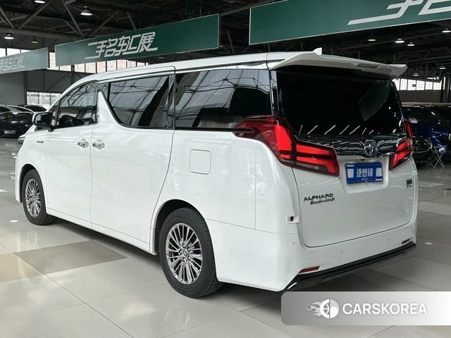 Toyota Elfa 2021 Белый из Китая, фото 4