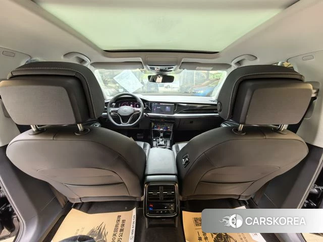 Volkswagen Passat 2023 Черный из Китая, фото 4