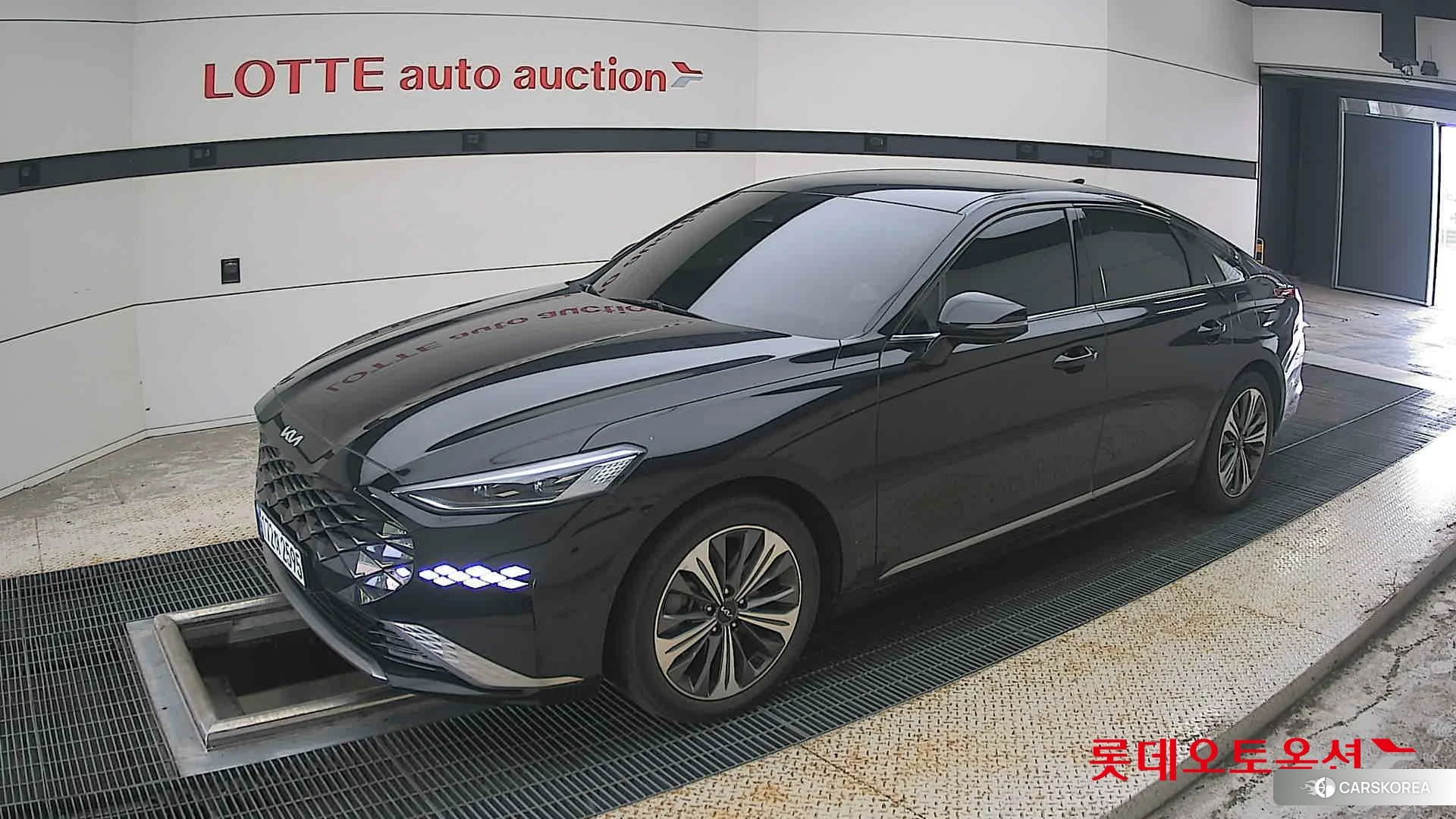 Kia K8 2023 Aurora Black Pearl из Кореи, фото 4