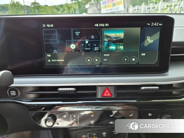 Kia The New K5 3rd generation 2023 Белый из Кореи, фото 4