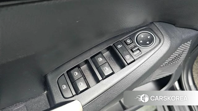 Kia Seltos 2022 Черный из Кореи, фото 4