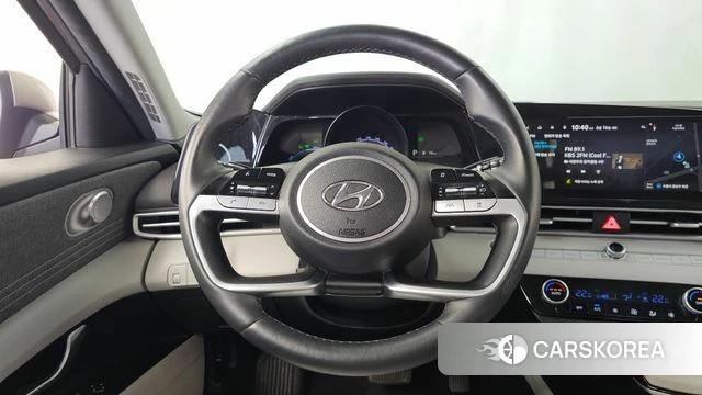 Hyundai Avante Hybrid (CN7) 2022 Серебристо-серый из Кореи, фото 4