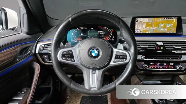 BMW 5 Series (G30) 2019 Белый из Кореи, фото 4