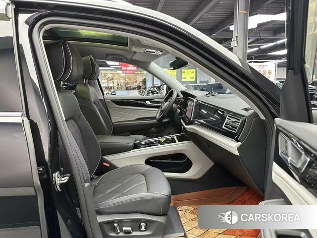 Volkswagen Tourang 2023 Черный из Китая, фото 4