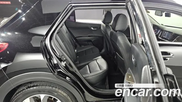 Kia Stonic 2018 Черный из Кореи, фото 4