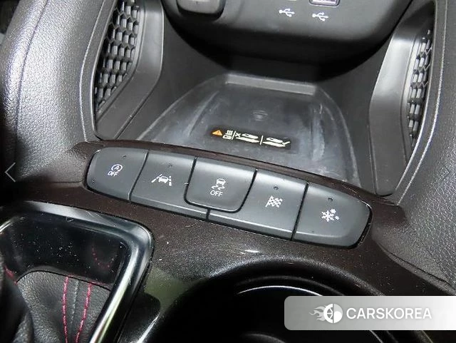 Chevrolet (GM Daewoo) The New Trail Blazer 2024 Белый из Кореи, фото 4