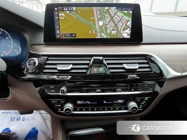 BMW 5 Series (G30) 2019 Серый из Кореи, фото 4