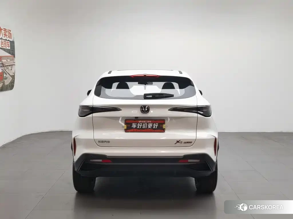 Chang'an X5 PLUS 2024 Белый из Китая, фото 4