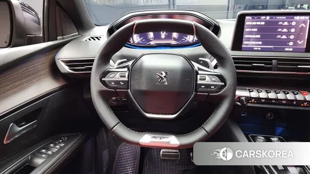 Peugeot 5008 second generation 2024 Черный из Кореи, фото 4