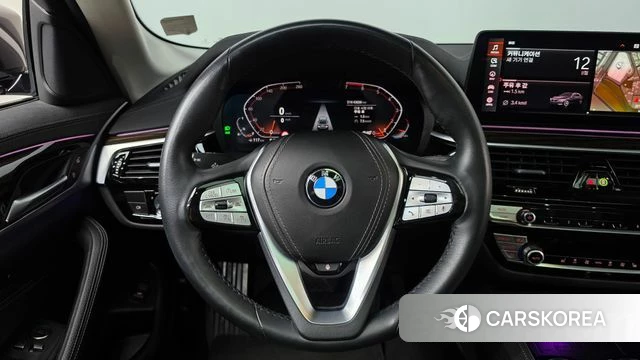 BMW 5 Series (G30) 2023 Серый из Кореи, фото 4