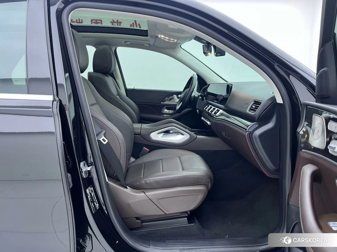 Mercedes-Benz GLE (import) 2021 Черный из Китая, фото 4