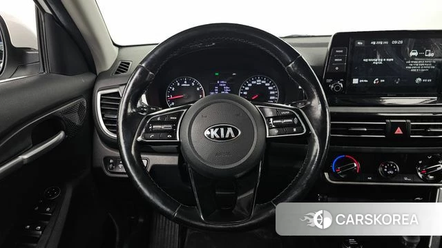 Kia Seltos 2020 Белый из Кореи, фото 4