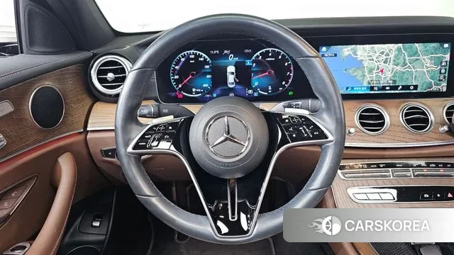 Mercedes-Benz E-Class W213 2021 Белый из Кореи, фото 4