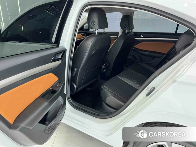 Volkswagen Bora 2023 Белый из Китая, фото 4