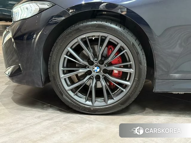 BMW 3 series 2024 Черный из Китая, фото 4