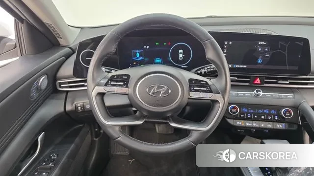 Hyundai Avante Hybrid (CN7) 2023 Белый из Кореи, фото 4