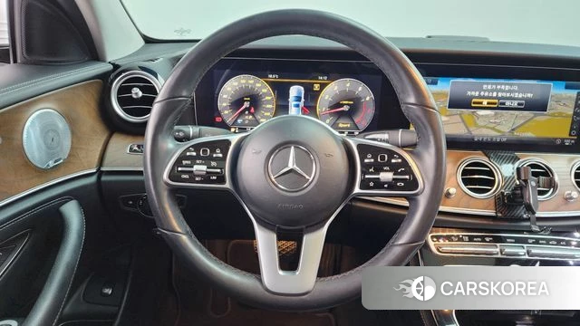 Mercedes-Benz E-Class W213 2019 Белый из Кореи, фото 4