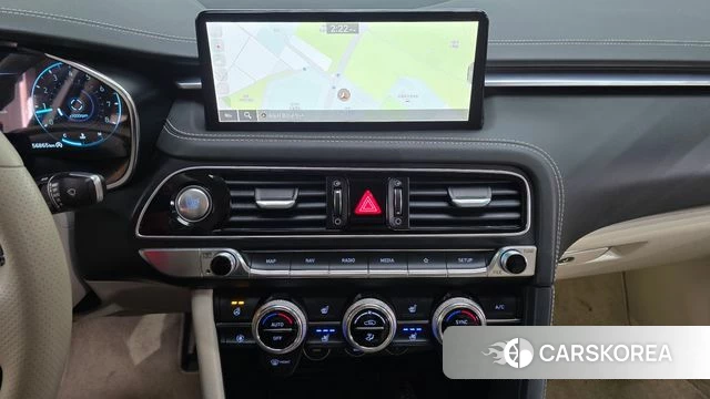 Genesis The New G70 2022 Белый из Кореи, фото 4