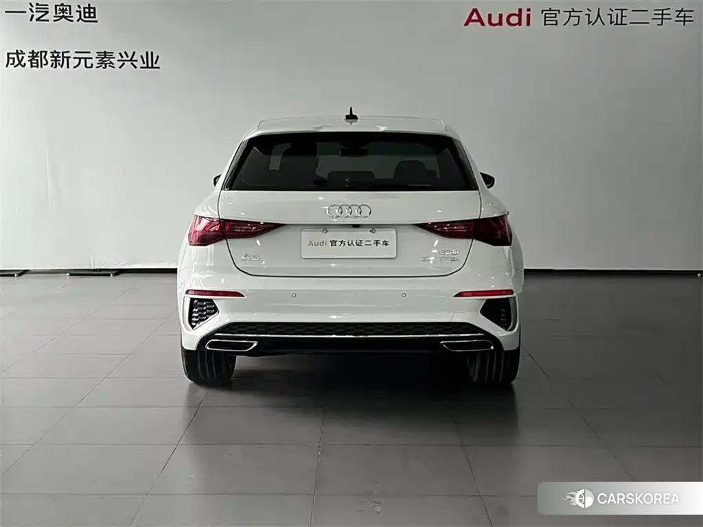 Audi A3 2024 Белый из Китая, фото 4