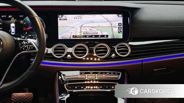Mercedes-Benz E-Class W213 2021 Белый из Кореи, фото 4