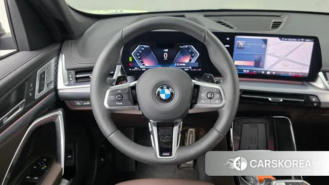 BMW X1 (U11) 2025 Небесно-голубой из Кореи, фото 4