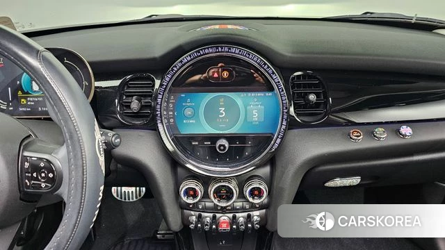 Mini Cooper 2022 Красный из Кореи, фото 4