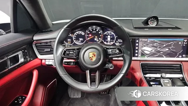 Porsche Panamera (971) 2022 Белый из Кореи, фото 4