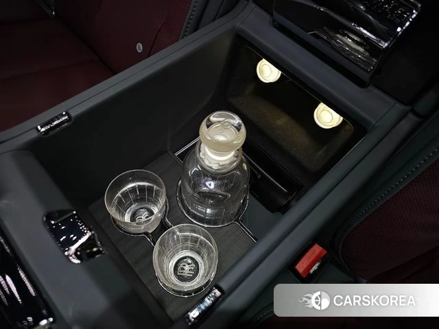 Rolls-Royce Ghost 2nd Generation 2021 Черный из Кореи, фото 4