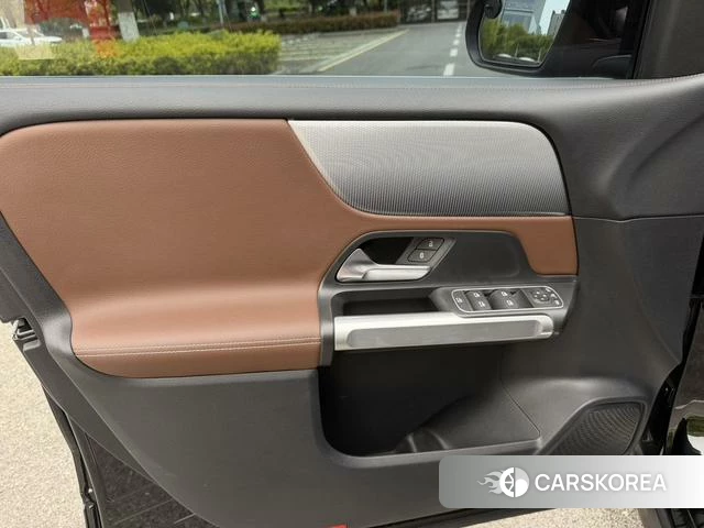 Mercedes-Benz GLB 2023 Черный из Китая, фото 4