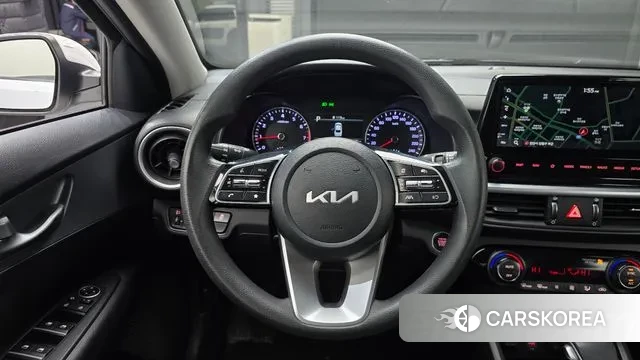 Kia The New K3 2nd generation 2021 Белый из Кореи, фото 4