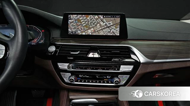 BMW 5 Series (G30) 2020 Серый из Кореи, фото 4
