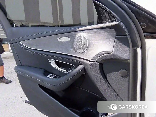 Mercedes-Benz E-Class W213 2020 Белый из Кореи, фото 4