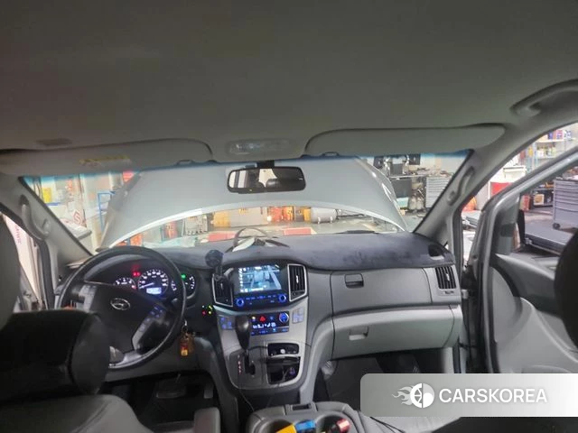 Hyundai The New Grand Starex 2018 Серебристо-серый из Кореи, фото 4