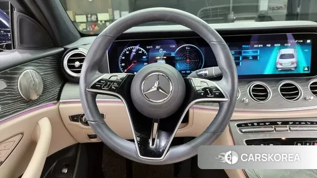 Mercedes-Benz E-Class W213 2022 Синий из Кореи, фото 4