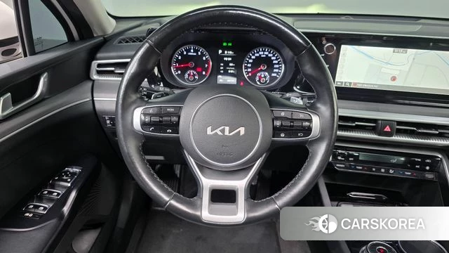 Kia K5 3rd generation 2022 Белый из Кореи, фото 4