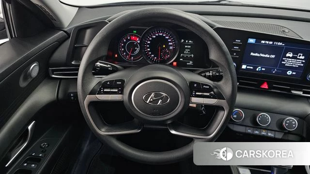 Hyundai Avante (CN7) 2021 Серебристо-серый из Кореи, фото 4