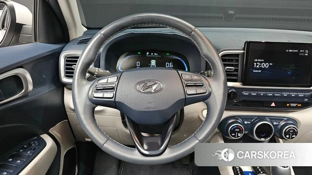 Hyundai Venue 2024 Серебристо-серый из Кореи, фото 4